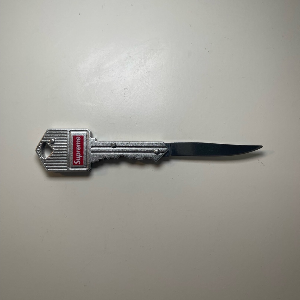 Supreme Key Knife - Picture 6 of 6